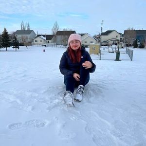 Meet your Posher, Leanne